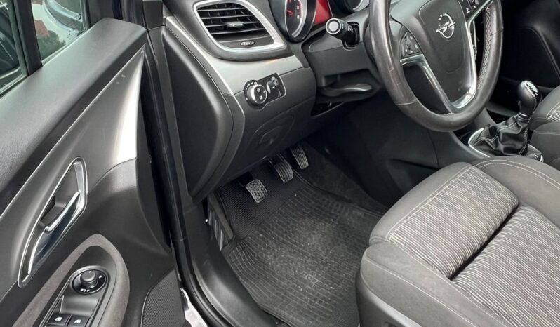 Opel   Mokka    140 KM    Manualna    FWD (przód)    Czarny full