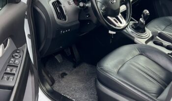 Kia   Sportage    115 KM    Manualna    FWD (przód)    Biały full