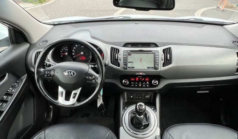 Kia   Sportage    115 KM    Manualna    FWD (przód)    Biały full