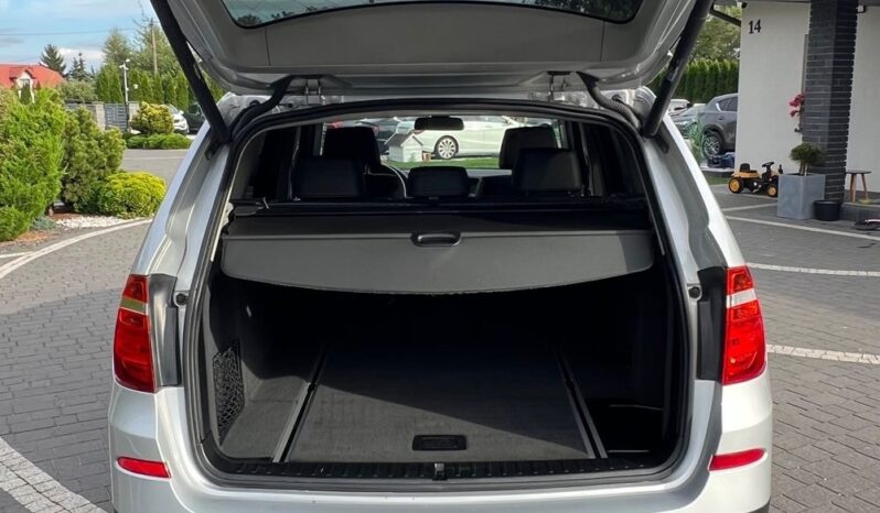 BMW   X3    184 KM    Automatyczna    4×4 (stały)    Srebrny full