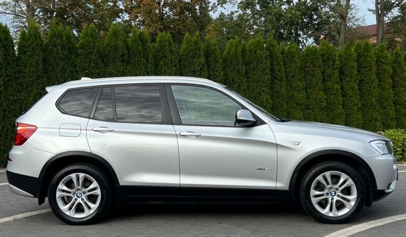 BMW   X3    184 KM    Automatyczna    4×4 (stały)    Srebrny full