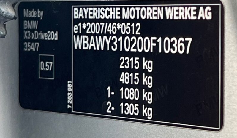 BMW   X3    184 KM    Automatyczna    4×4 (stały)    Srebrny full