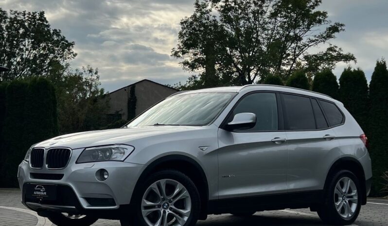 BMW   X3    184 KM    Automatyczna    4×4 (stały)    Srebrny full