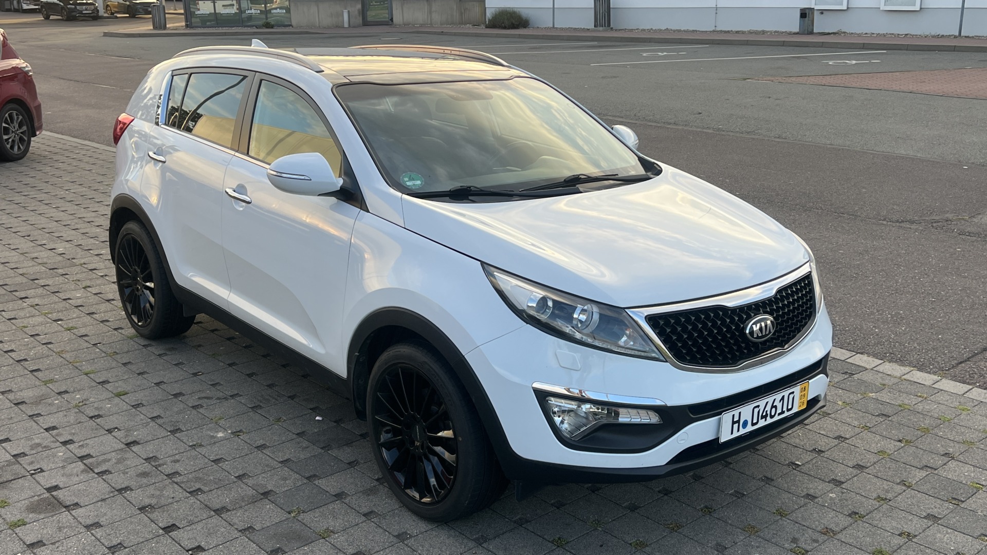 Kia Sportage | Fwd (Przód) | Manualna | 135 Km | Biały