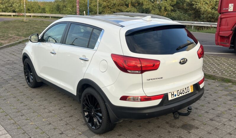 Kia Sportage | FWD (przód) | Manualna | 135 KM | Biały full
