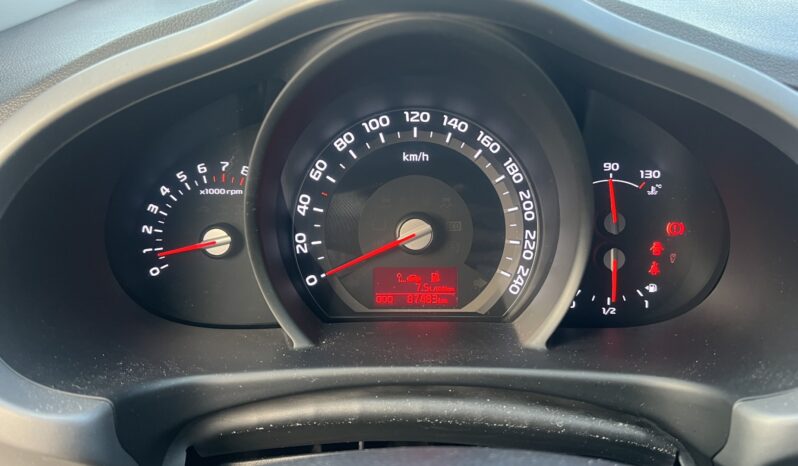 Kia Sportage | FWD (przód) | Manualna | 135 KM | Biały full