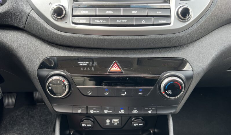Hyundai Tucson | FWD (przód) | Manualna | 132 KM | Niebieski full