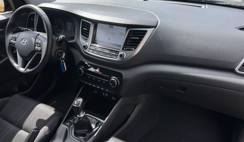 Hyundai Tucson | FWD (przód) | Manualna | 132 KM | Niebieski full
