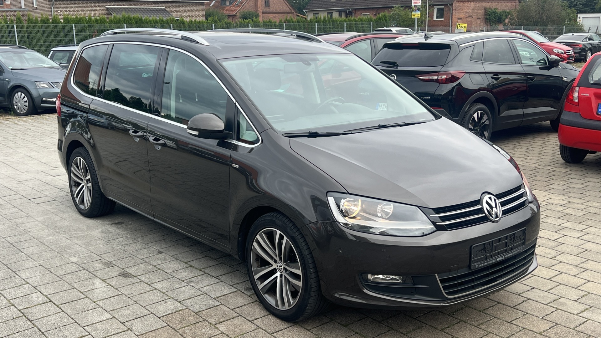 Volkswagen Sharan | Fwd (Przód) | Manualna | 140 Km | Brązowy
