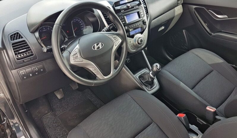 Hyundai ix20 | FWD (przód) | Manualna | 90 KM | Szary full