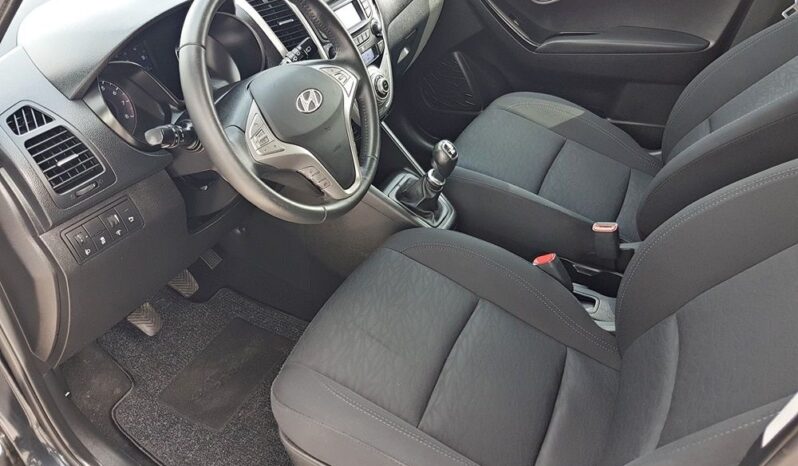 Hyundai ix20 | FWD (przód) | Manualna | 90 KM | Szary full