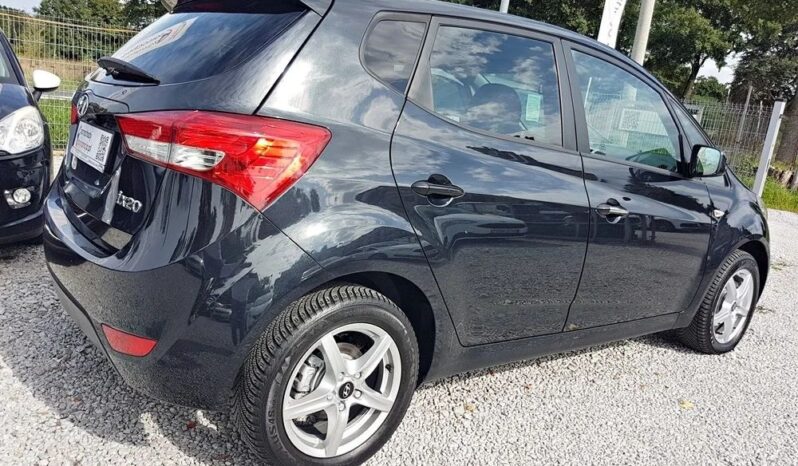 Hyundai ix20 | FWD (przód) | Manualna | 90 KM | Szary full