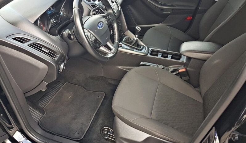 Ford Focus | FWD (przód) | Manualna | 125 KM | Czarny full