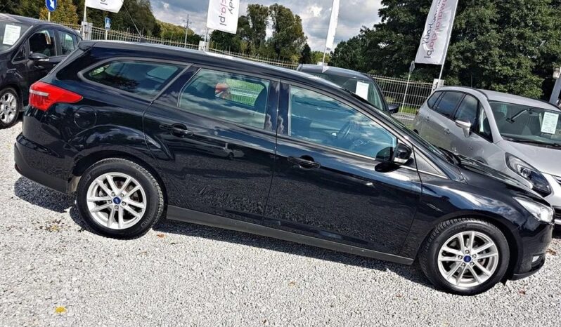 Ford Focus | FWD (przód) | Manualna | 125 KM | Czarny full
