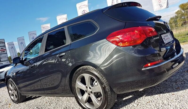 Opel Astra | FWD (przód) | Manualna | 140 KM | Czarny full
