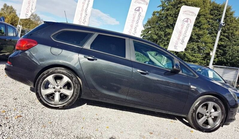 Opel Astra | FWD (przód) | Manualna | 140 KM | Czarny full