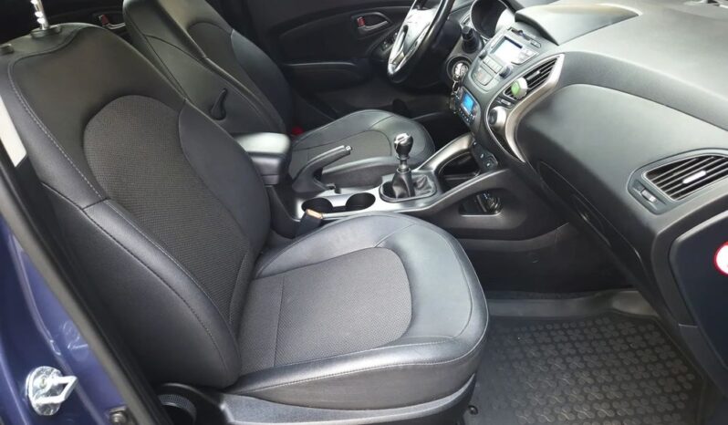 Hyundai ix35 | FWD (przód) | Manualna | 135 KM | Niebieski full