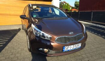 Kia Ceed | FWD (przód) | Manualna | 135 KM | Brązowy full