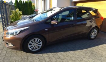 Kia Ceed | FWD (przód) | Manualna | 135 KM | Brązowy full