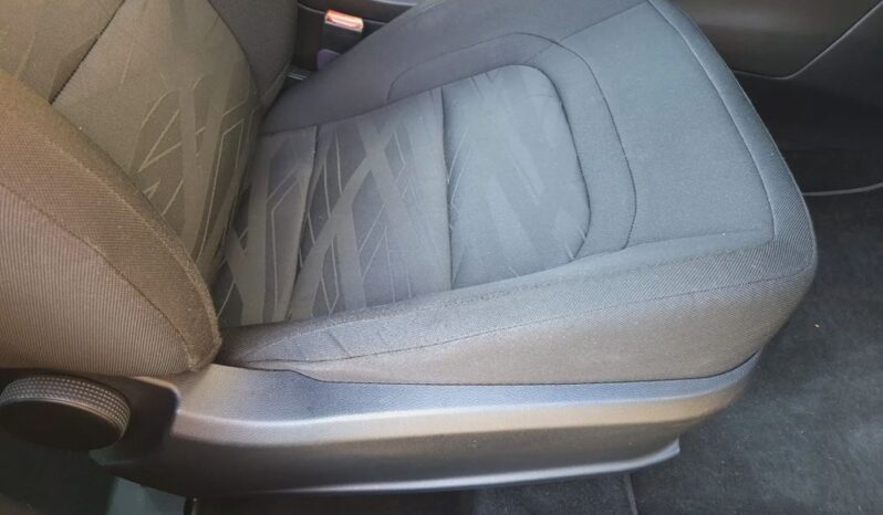 Kia Ceed | FWD (przód) | Manualna | 135 KM | Brązowy full
