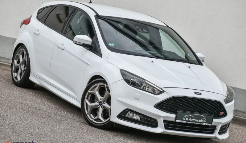 Ford Focus | Fwd (Przód) | Manualna | 250 Km | Biały