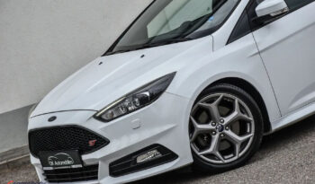 Ford Focus | FWD (przód) | Manualna | 250 KM | Biały full