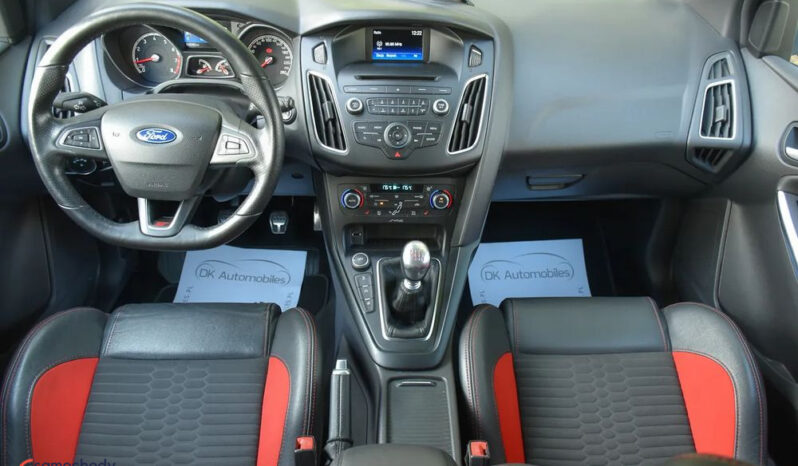 Ford Focus | FWD (przód) | Manualna | 250 KM | Biały full