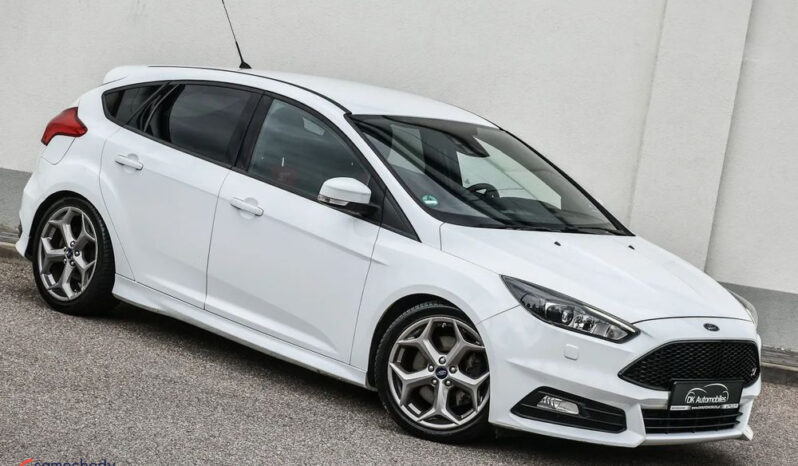 Ford Focus | FWD (przód) | Manualna | 250 KM | Biały full