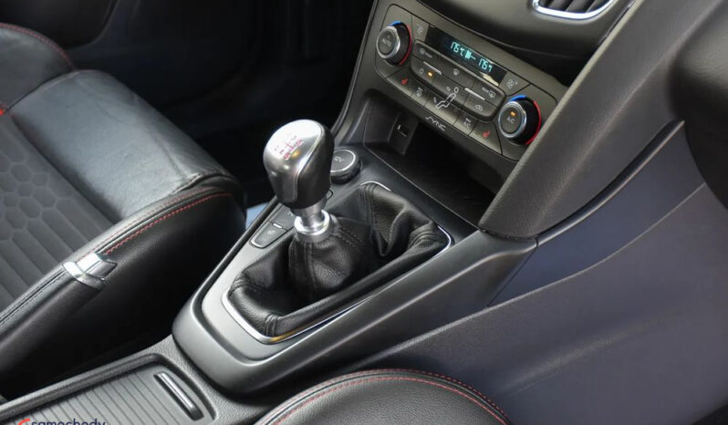 Ford Focus | FWD (przód) | Manualna | 250 KM | Biały full