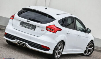 Ford Focus | FWD (przód) | Manualna | 250 KM | Biały full