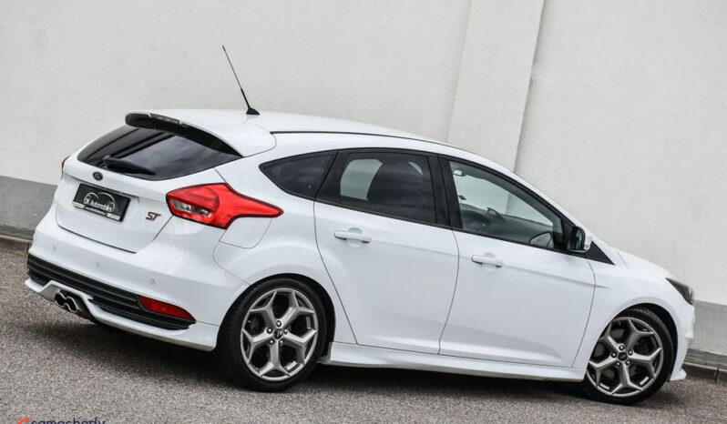 Ford Focus | FWD (przód) | Manualna | 250 KM | Biały full
