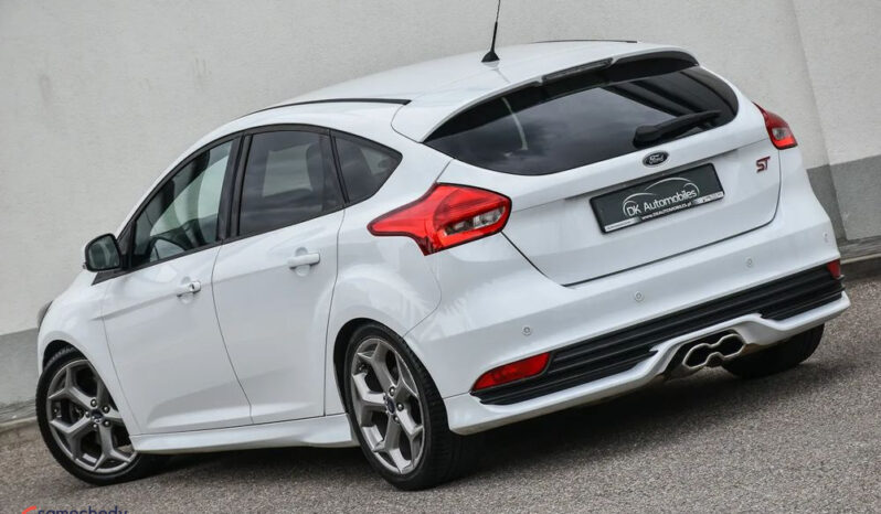 Ford Focus | FWD (przód) | Manualna | 250 KM | Biały full