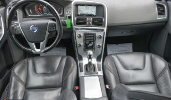 Volvo XC 60 | FWD (przód) | Automatyczna | 181 KM | Niebieski full