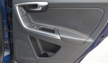 Volvo XC 60 | FWD (przód) | Automatyczna | 181 KM | Niebieski full