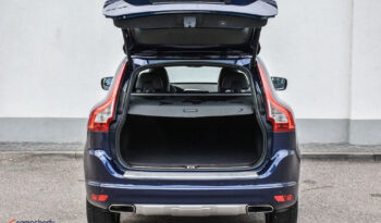 Volvo XC 60 | FWD (przód) | Automatyczna | 181 KM | Niebieski full