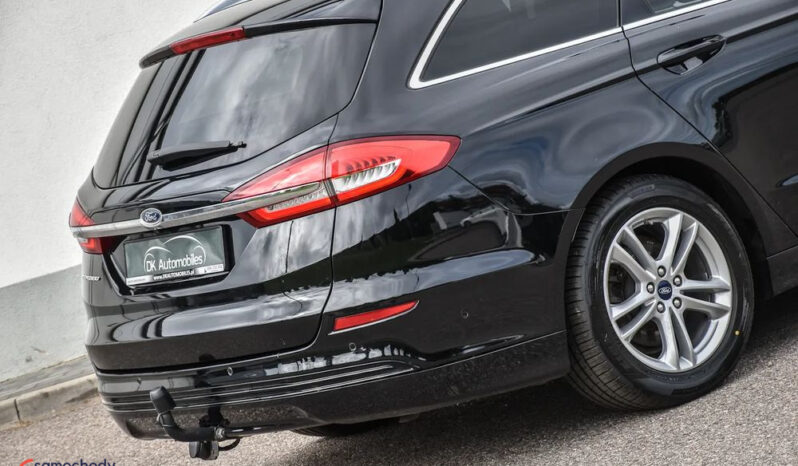 Ford Mondeo | 4×4 (stały) | Manualna | 150 KM | Czarny full