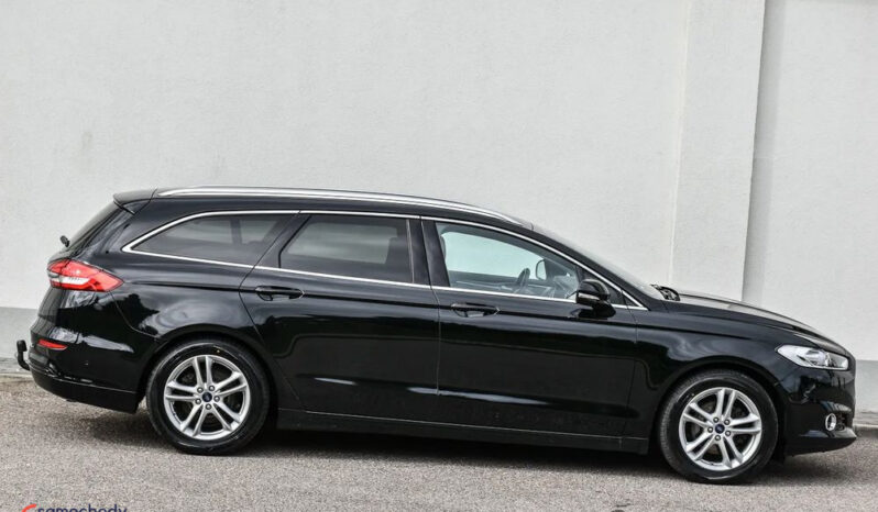 Ford Mondeo | 4×4 (stały) | Manualna | 150 KM | Czarny full