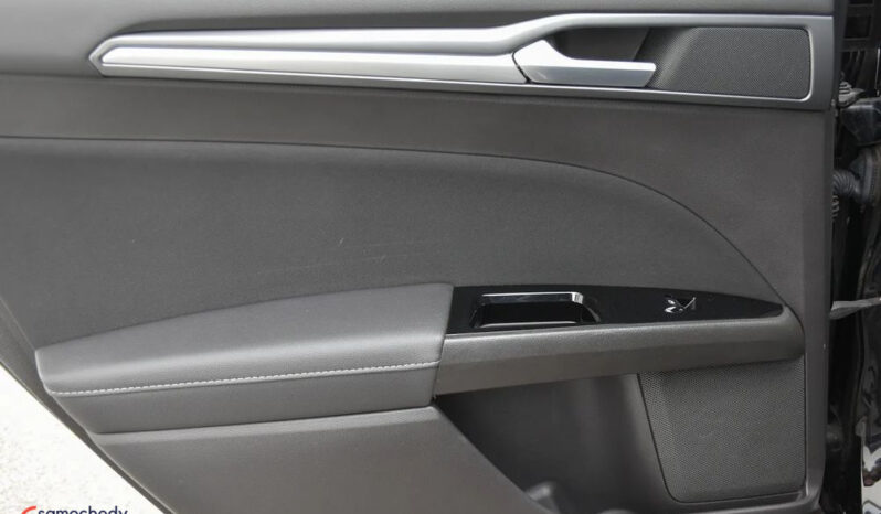 Ford Mondeo | 4×4 (stały) | Manualna | 150 KM | Czarny full