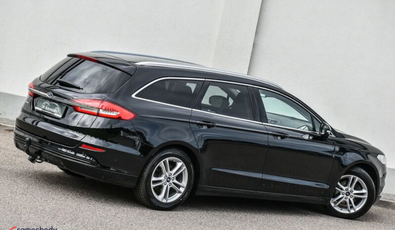 Ford Mondeo | 4×4 (stały) | Manualna | 150 KM | Czarny full