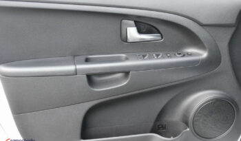 Kia Venga | FWD (przód) | Automatyczna | 125 KM | Biały full