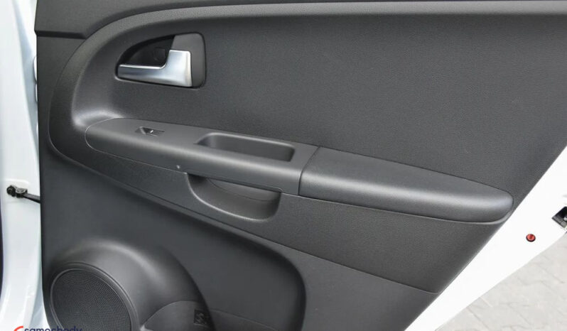 Kia Venga | FWD (przód) | Automatyczna | 125 KM | Biały full