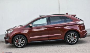 Ford Edge | 4×4 (stały) | Automatyczna | 210 KM | Bordowy full