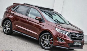 Ford Edge | 4×4 (stały) | Automatyczna | 210 KM | Bordowy full