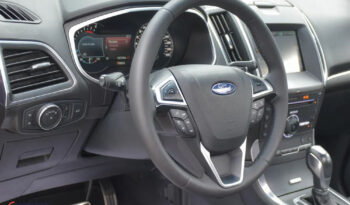 Ford Edge | 4×4 (stały) | Automatyczna | 210 KM | Bordowy full