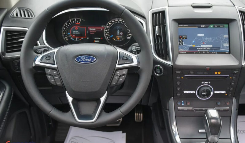 Ford Edge | 4×4 (stały) | Automatyczna | 210 KM | Bordowy full