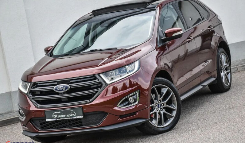 Ford Edge | 4×4 (stały) | Automatyczna | 210 KM | Bordowy full
