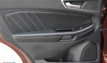 Ford Edge | 4×4 (stały) | Automatyczna | 210 KM | Bordowy full