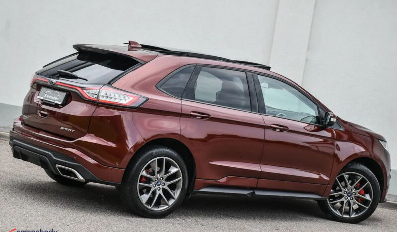 Ford Edge | 4×4 (stały) | Automatyczna | 210 KM | Bordowy full
