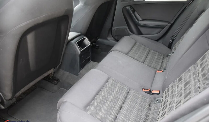 Audi A4 Avant | FWD (przód) | Manualna | 150 KM | Czarny full