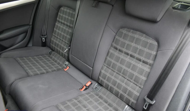 Audi A4 Avant | FWD (przód) | Manualna | 150 KM | Czarny full